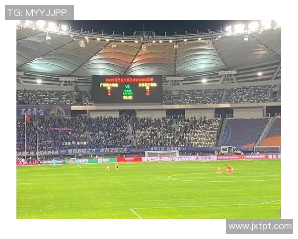 力帆迎战恒大争夺胜利期待精彩对决展现足球魅力与团队精神